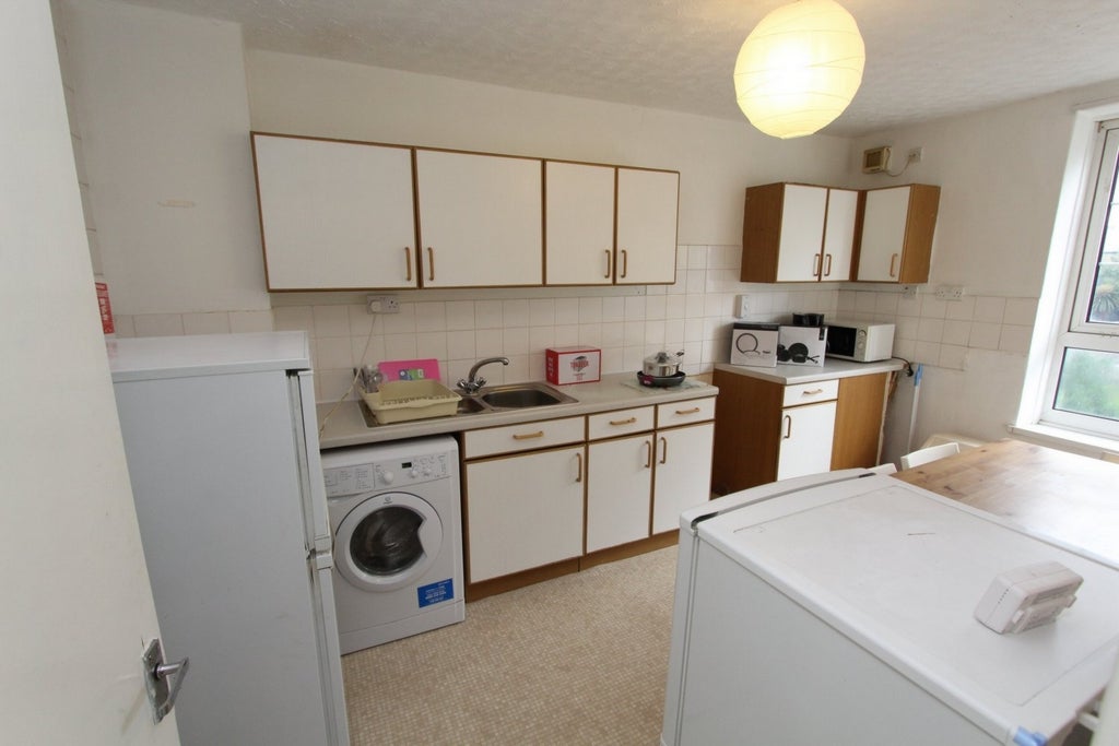 Room Globe Road in Greater London