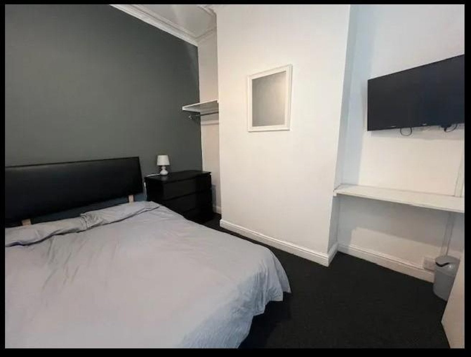 Flat Leek Road in Stoke-on-Trent