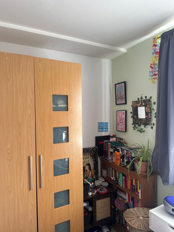 Room Cleveland Grove in Greater London