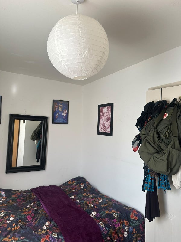 Room Cleveland Grove in Greater London