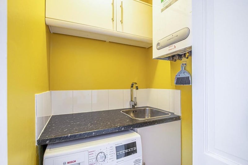 Room Aylett Road in Greater London