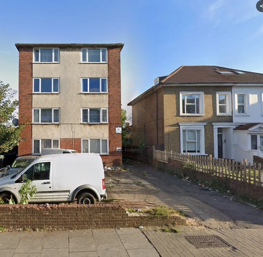 Flat Lordship Lane in Greater London