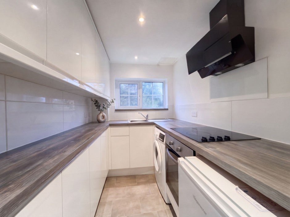 House Harefield Road in Greater London