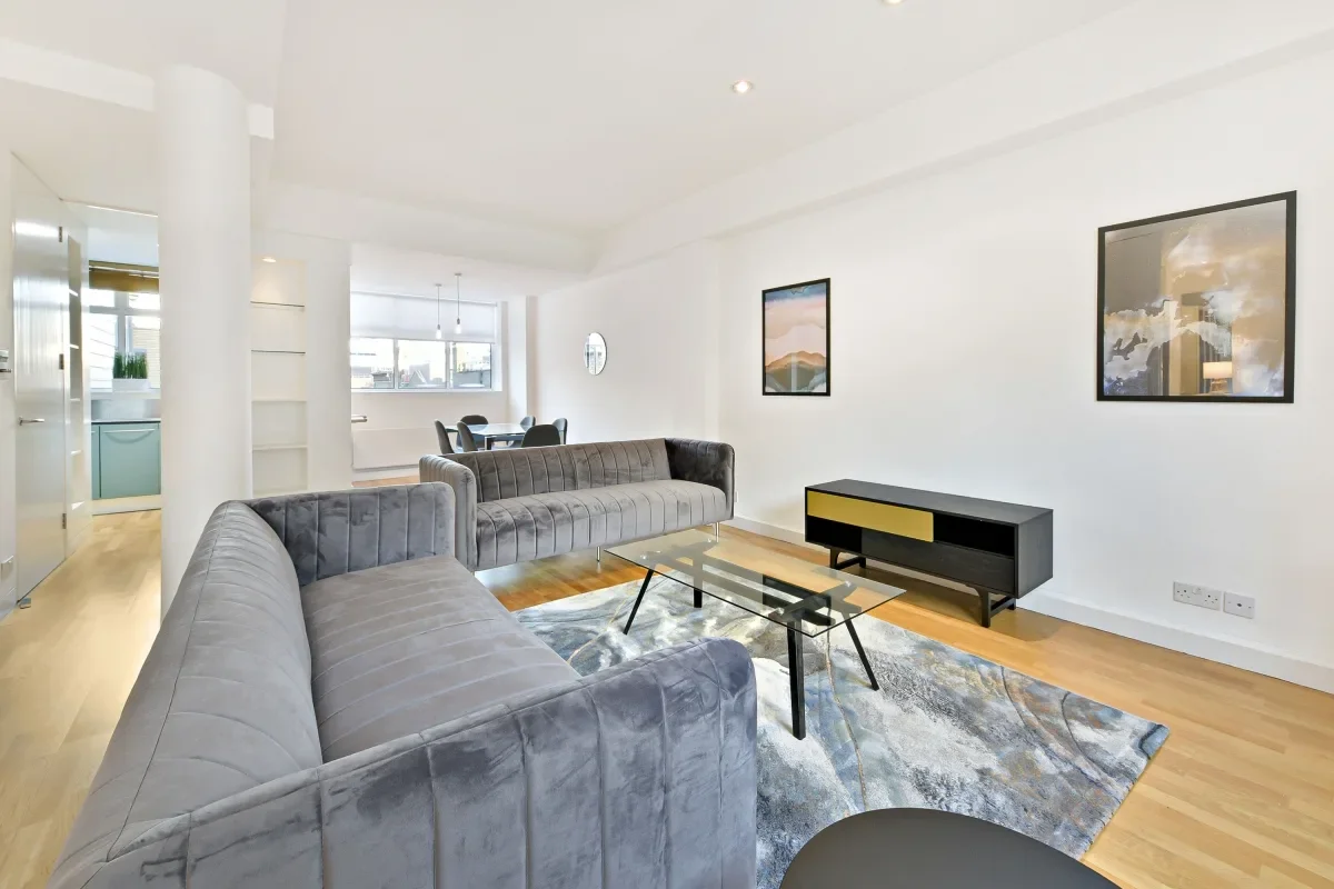 Flat Duke Street St James's in City of Westminster