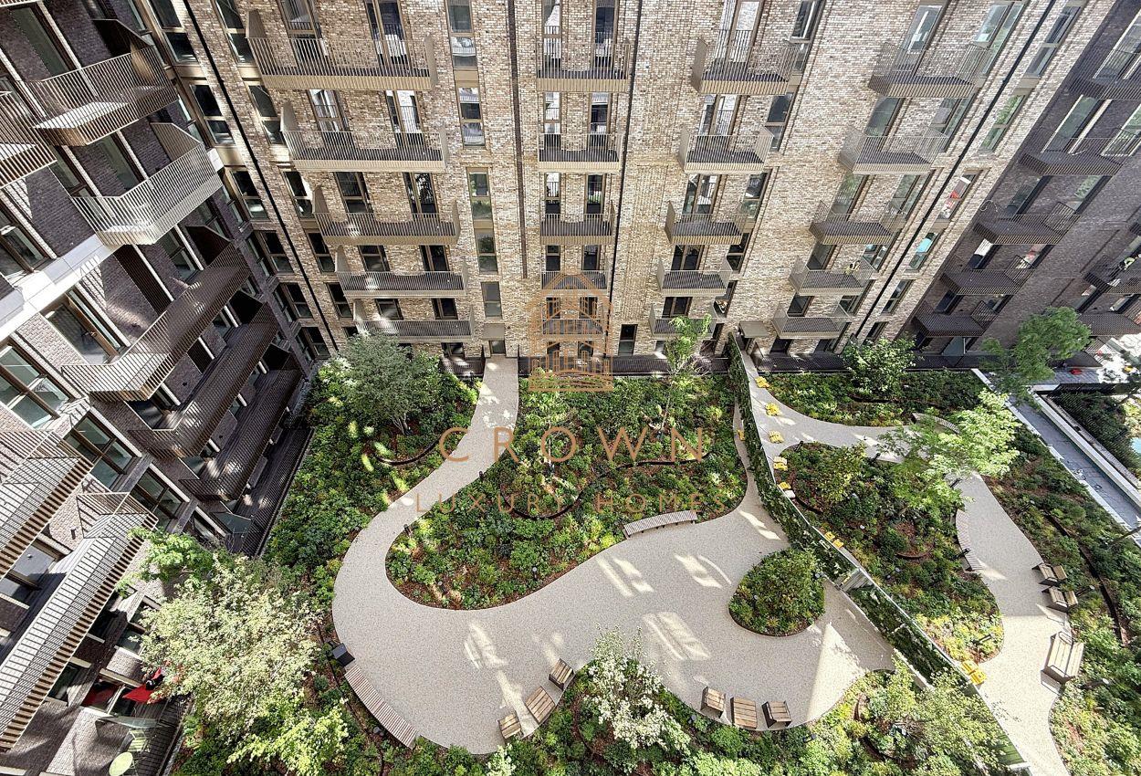 Flat Merino Gardens in Greater London