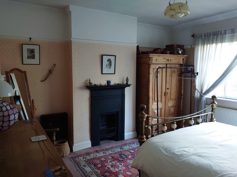 Room Cranmore Way in Greater London