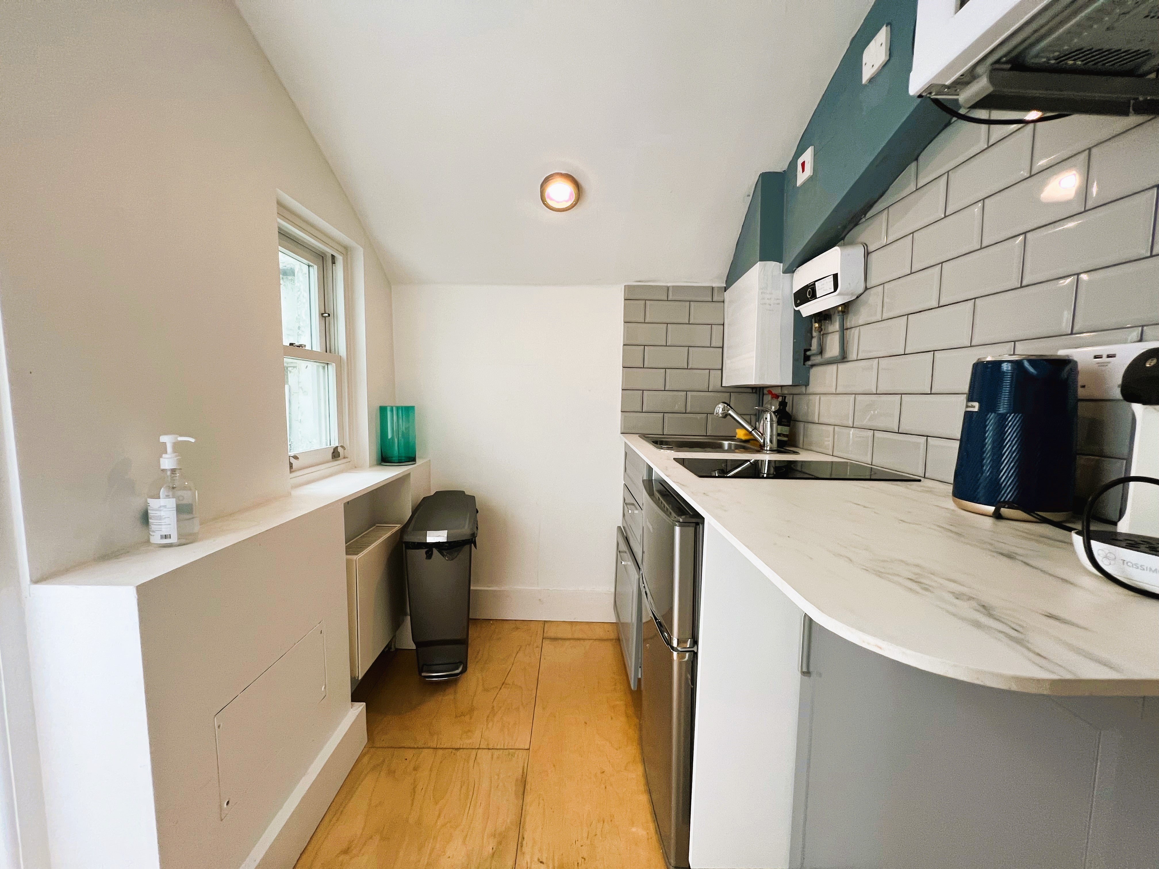 Flat Eversholt Street in Greater London