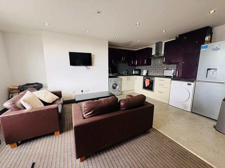 Room Roker Avenue in Sunderland