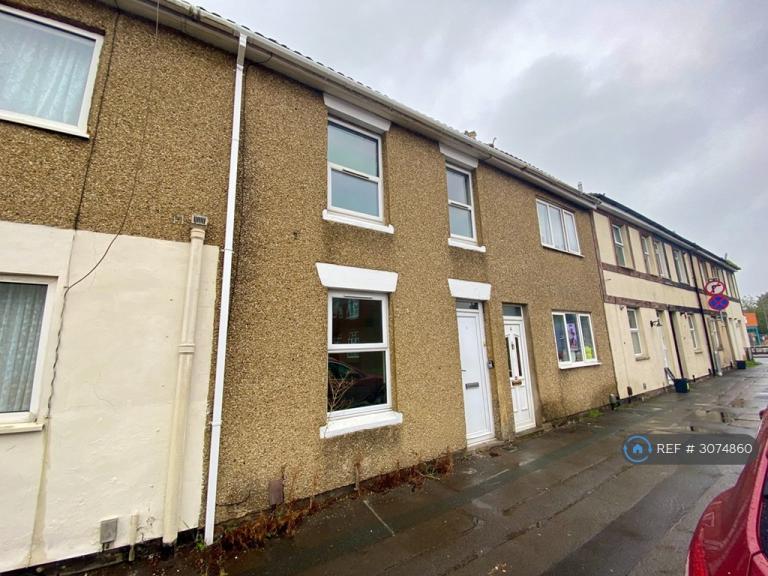 House Medgbury Place in Swindon