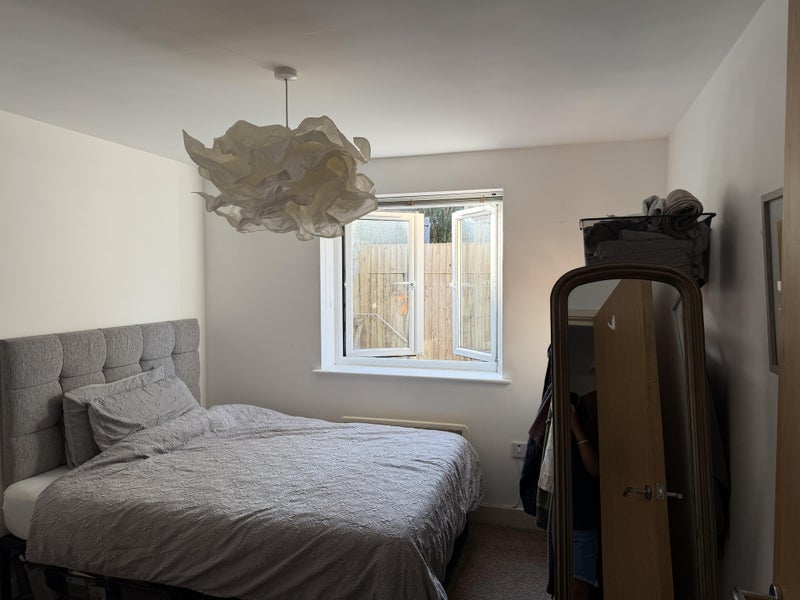 Room Saint Andrews Road in Bristol