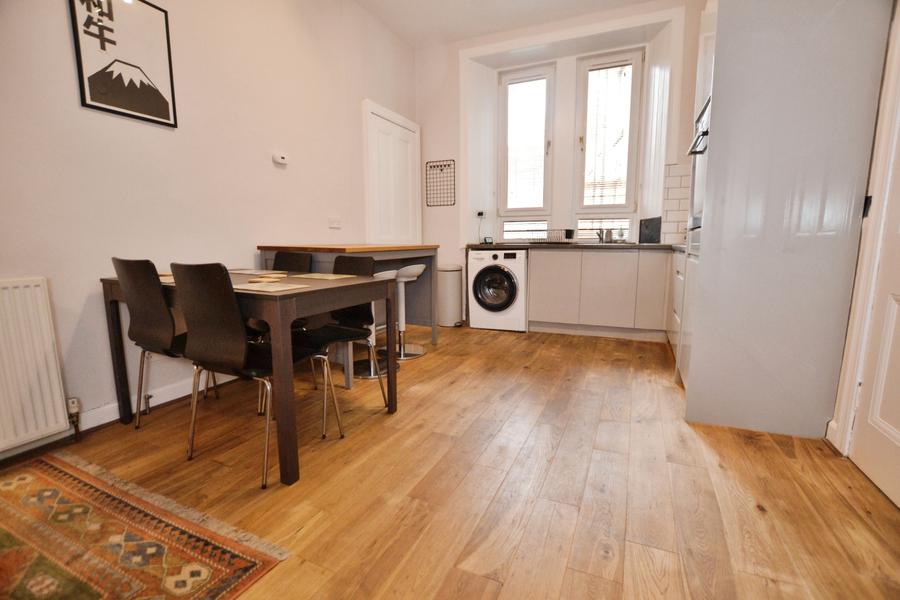 Flat Wheatfield Street in City of Edinburgh