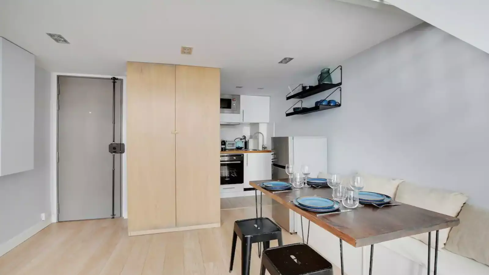 Appartement Cour de Rome à Paris