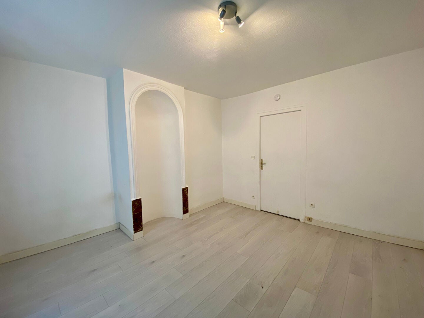 Flat Rue du Pont Mouja in Nancy