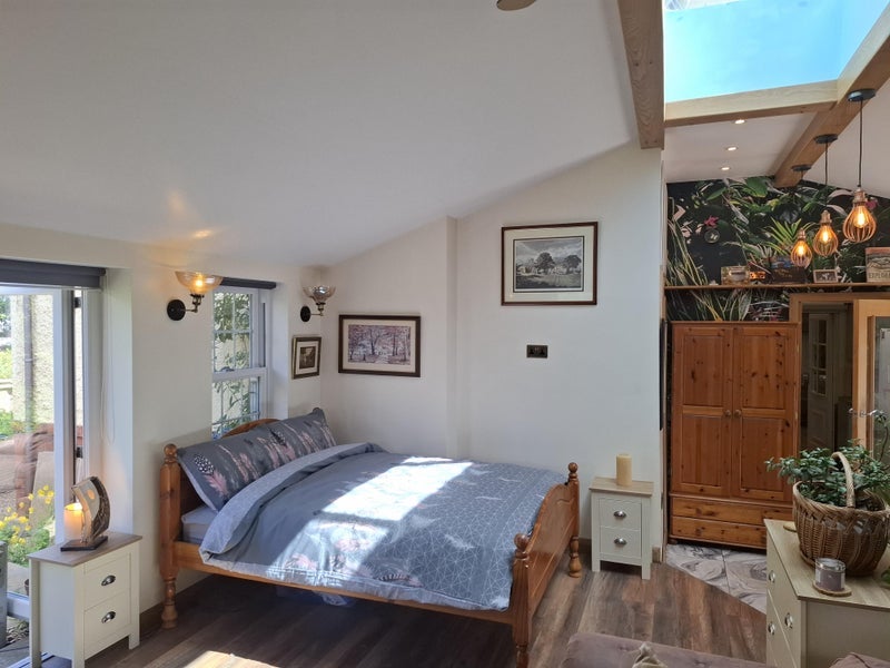 Room Tadman Street in Wakefield