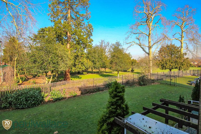 Flat Guinevere Gardens in Cheshunt