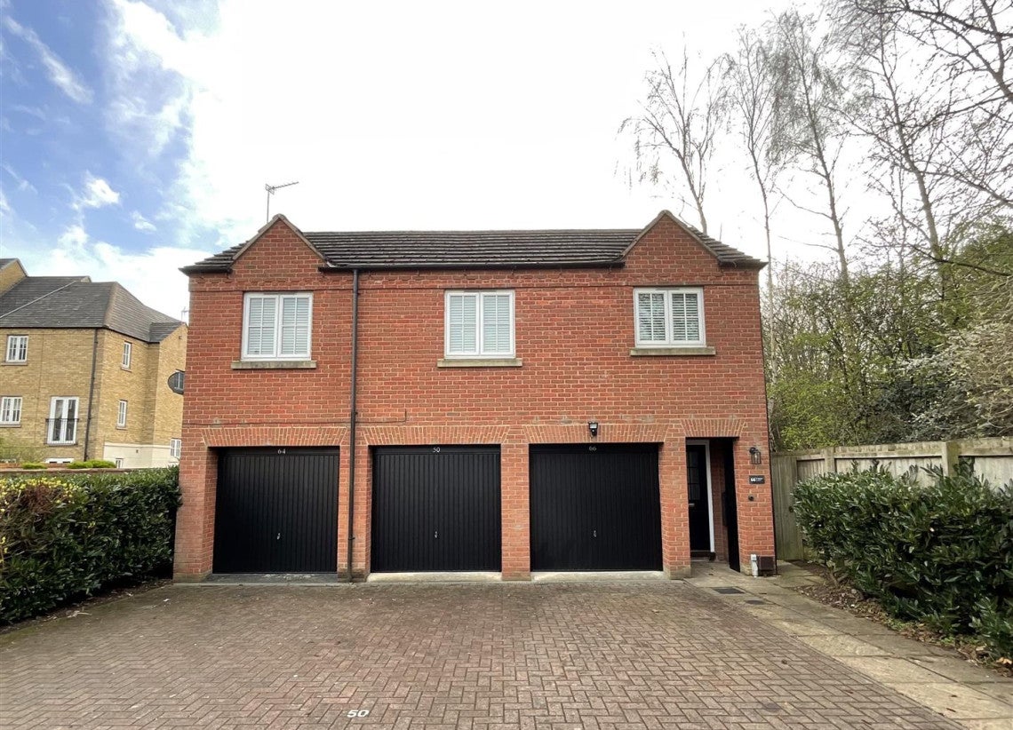 House Nightingale Gardens in Rugby