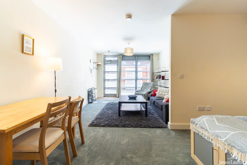 Flat Newhall Street in Birmingham