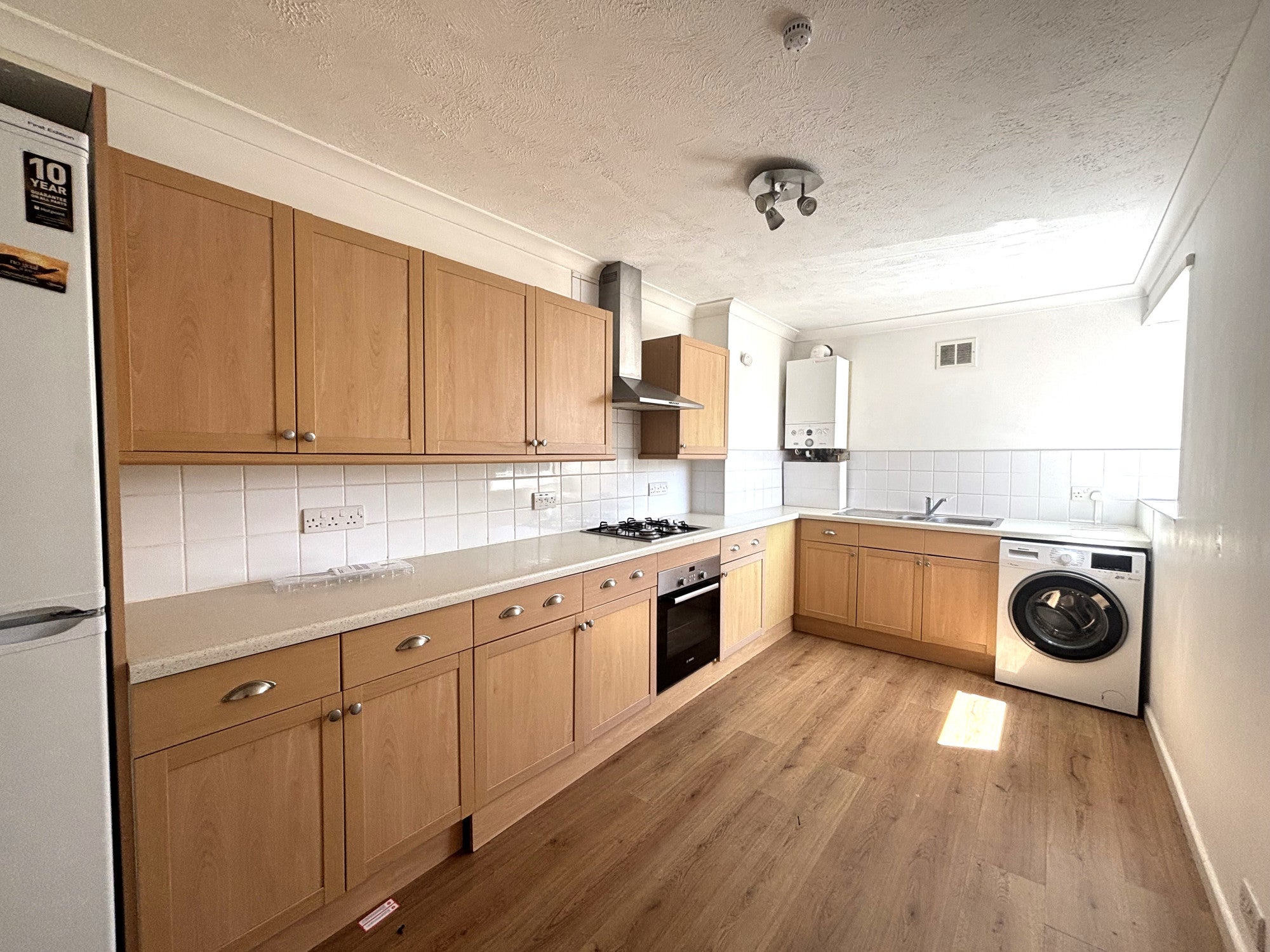 Flat Foxgrove Road in Greater London