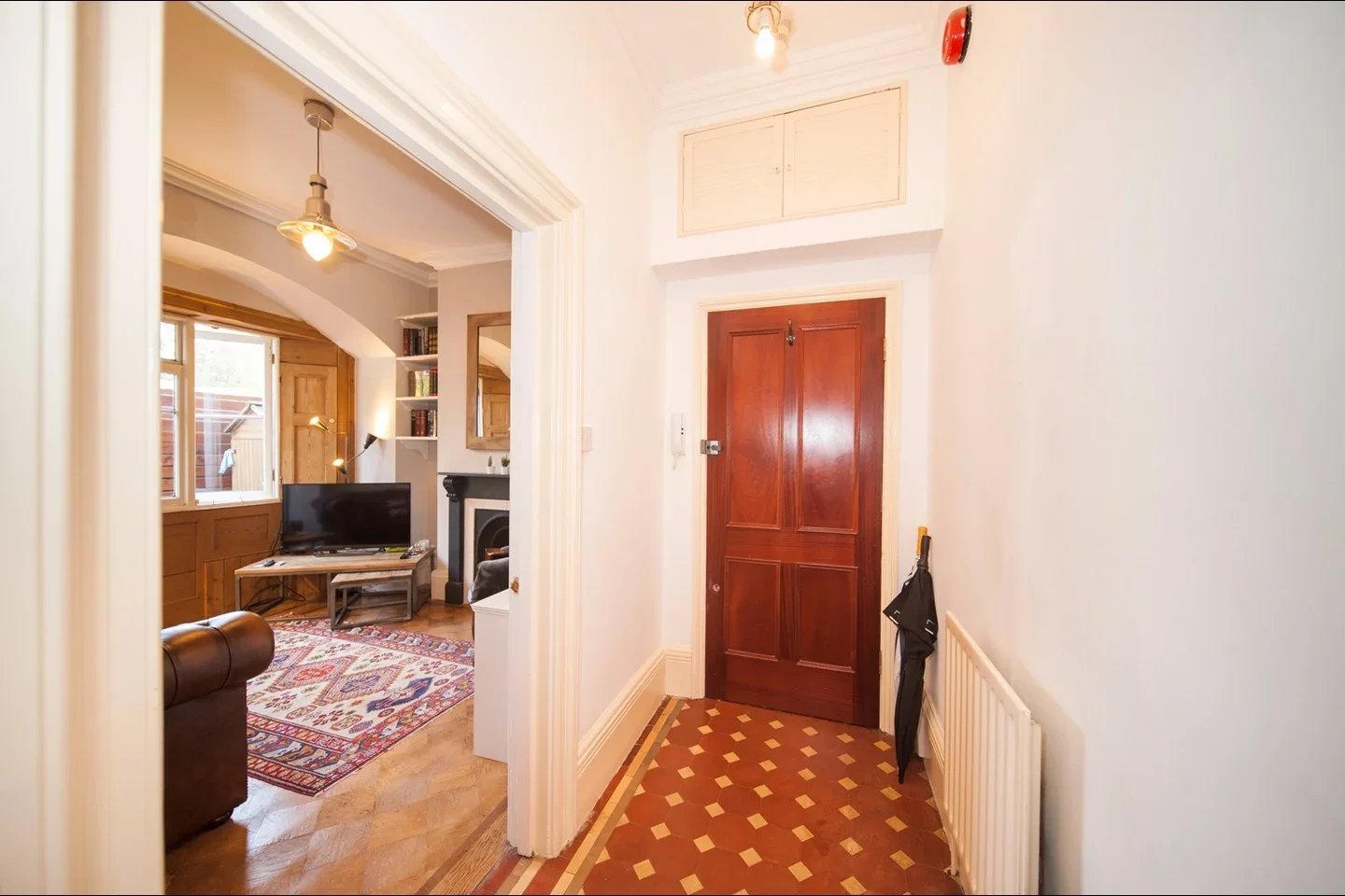 Flat Trinity Crescent in Greater London