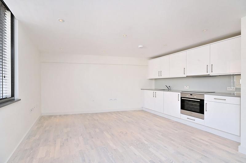 Flat Upper St Martin's Lane in City of Westminster