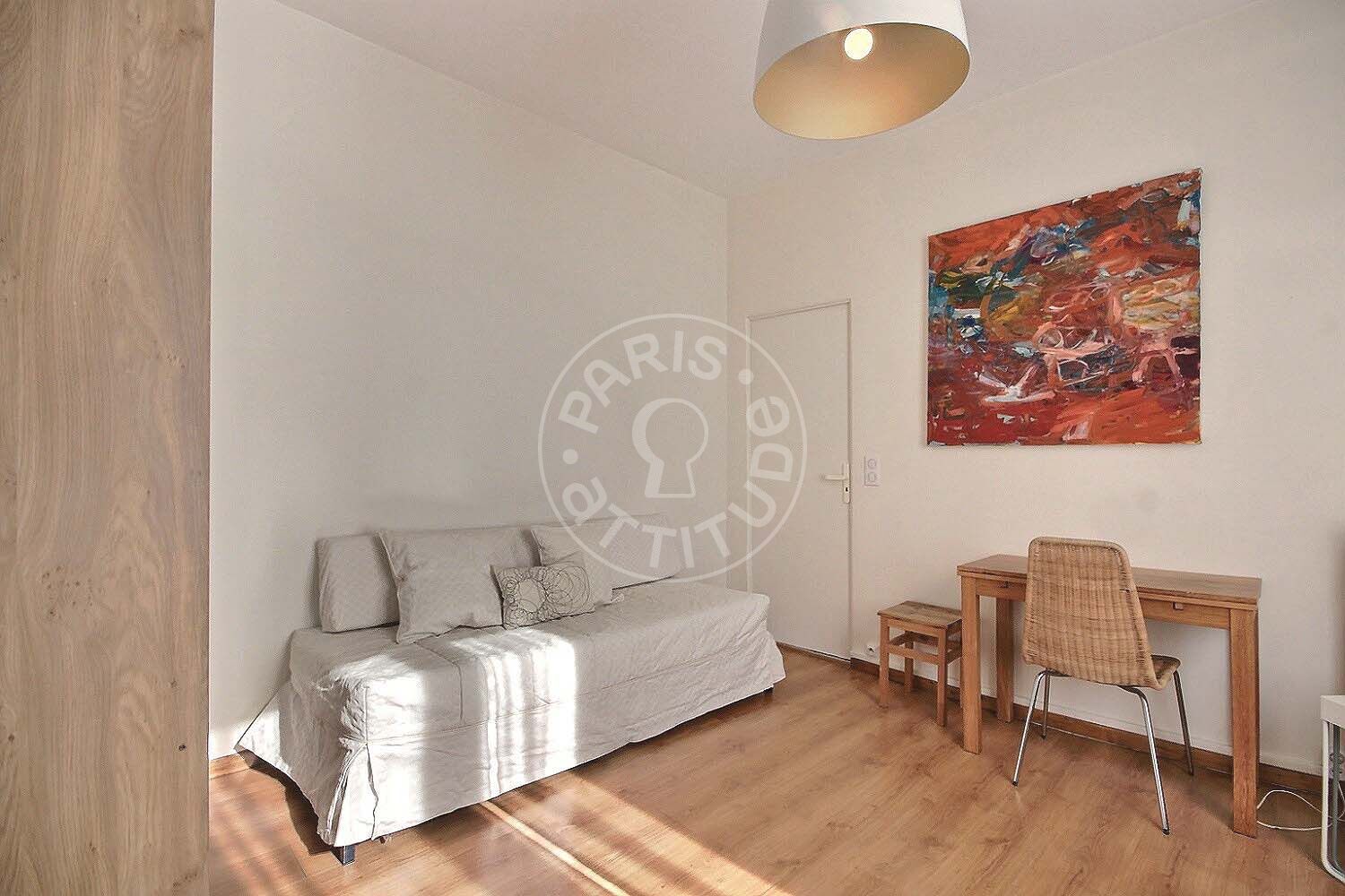 Appartement Rue de la Grange aux Belles à Paris
