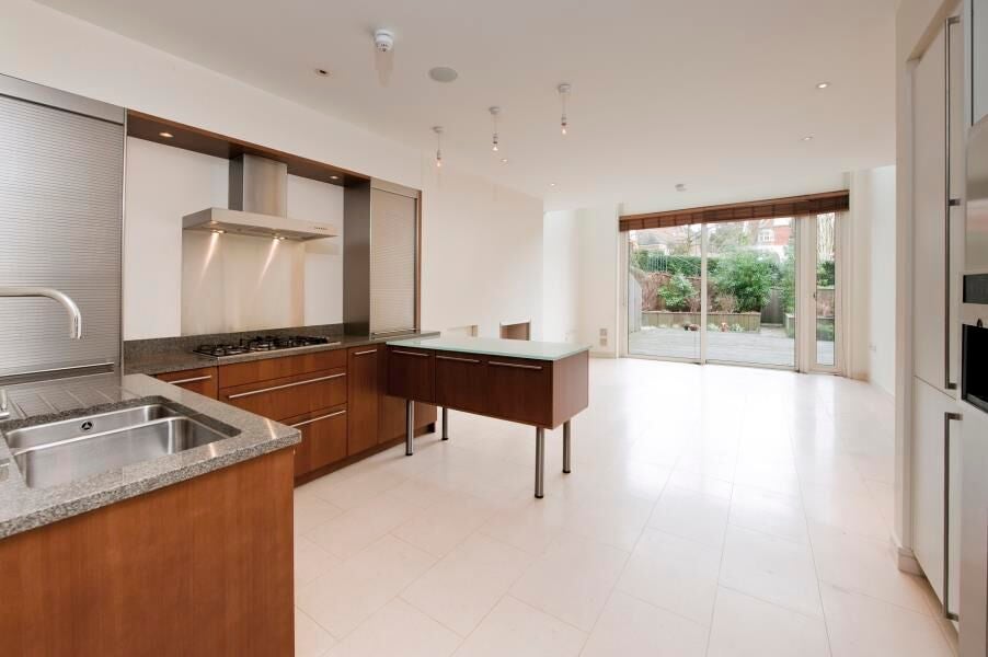 House Tercelet Terrace in Greater London