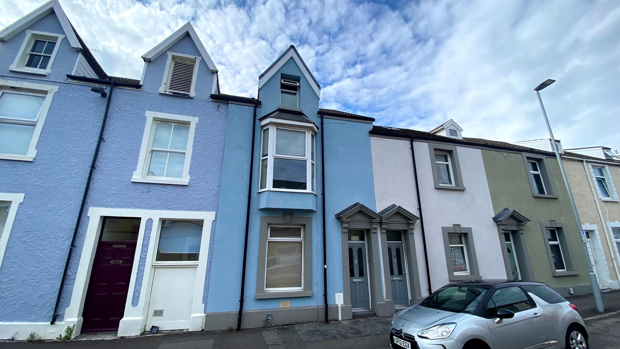 House Oxford Street in Swansea