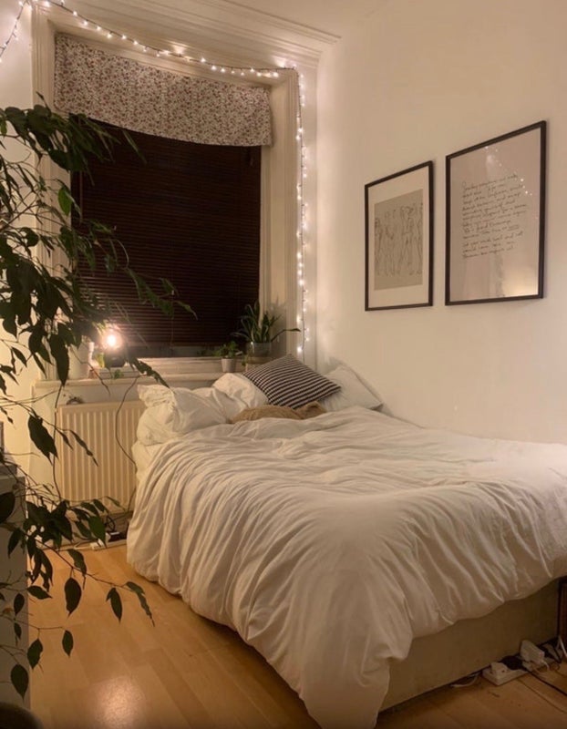 Room Finchley Road in Greater London