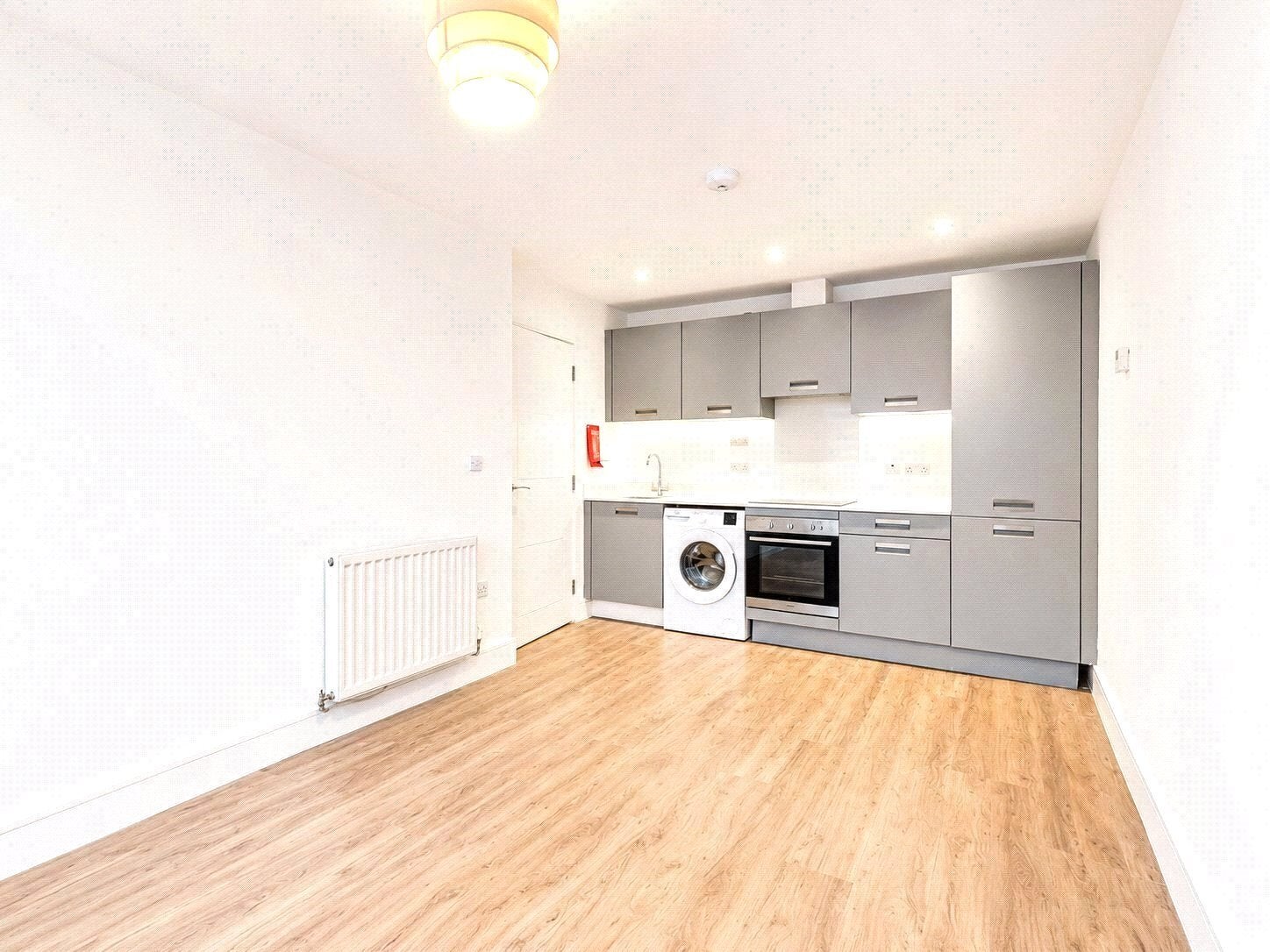 Flat Elizabeth Way in Harlow