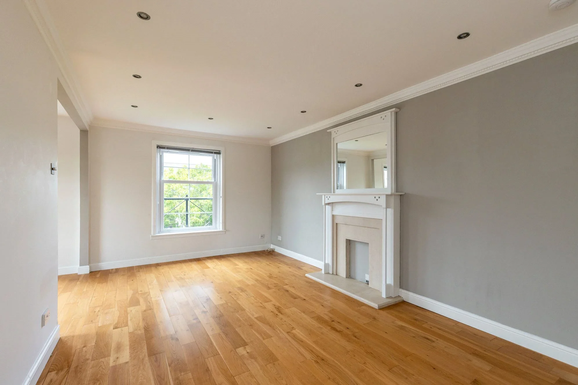 Flat Grandfield in City of Edinburgh