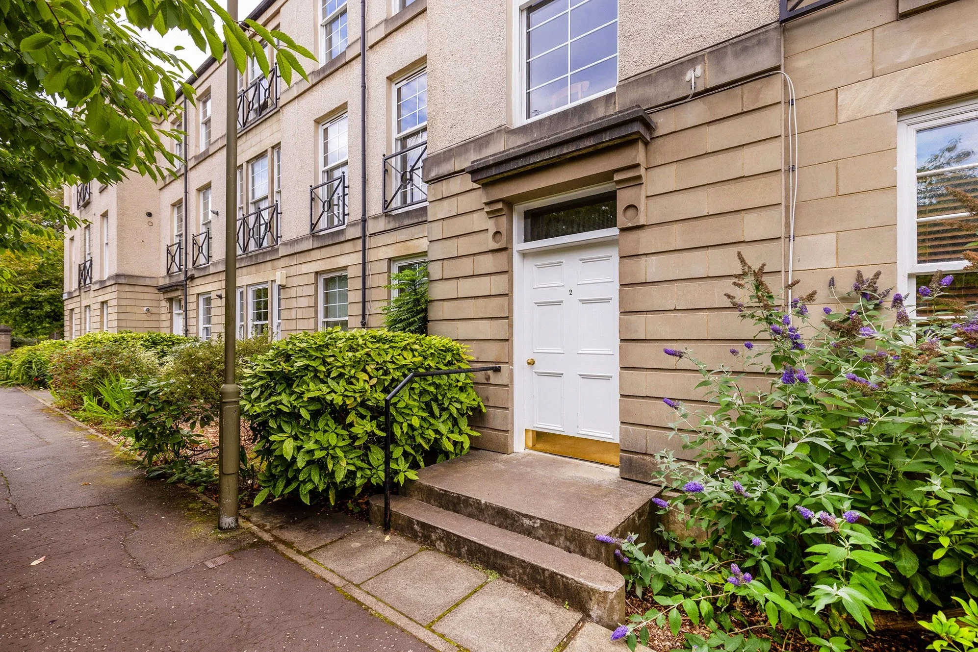 Flat Grandfield in City of Edinburgh