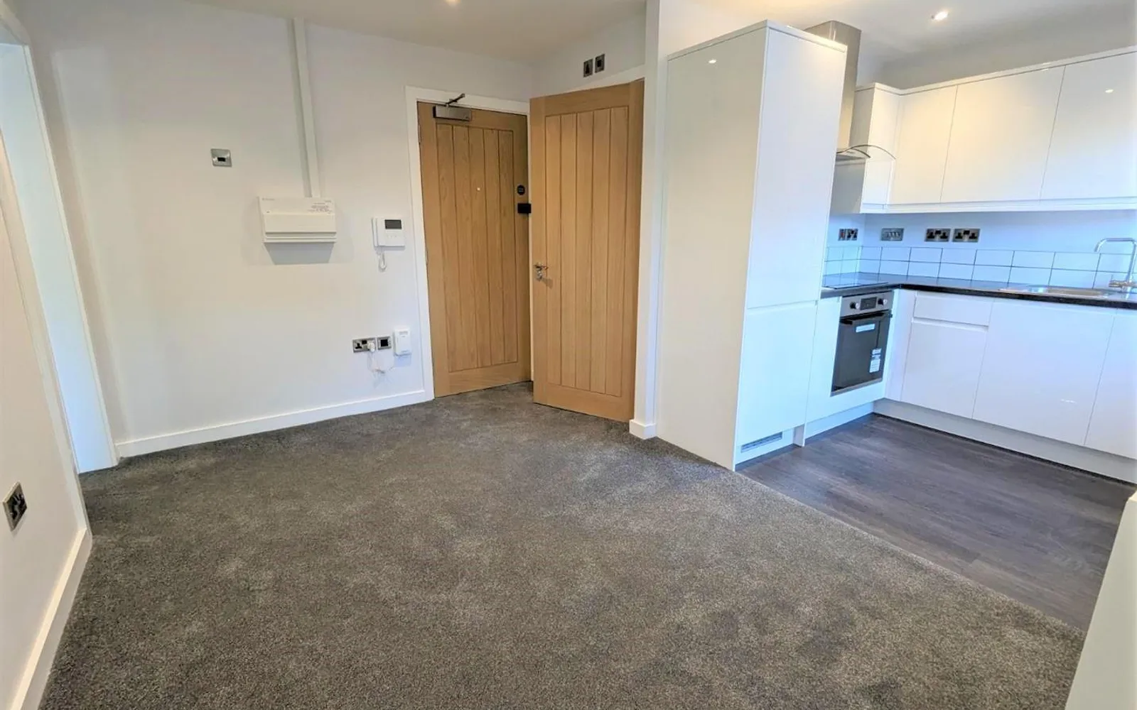 Flat Coundon Road in Coventry