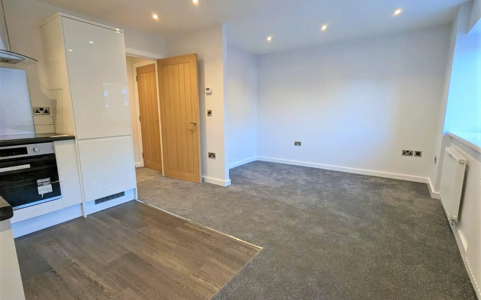 Flat Coundon Road in Coventry