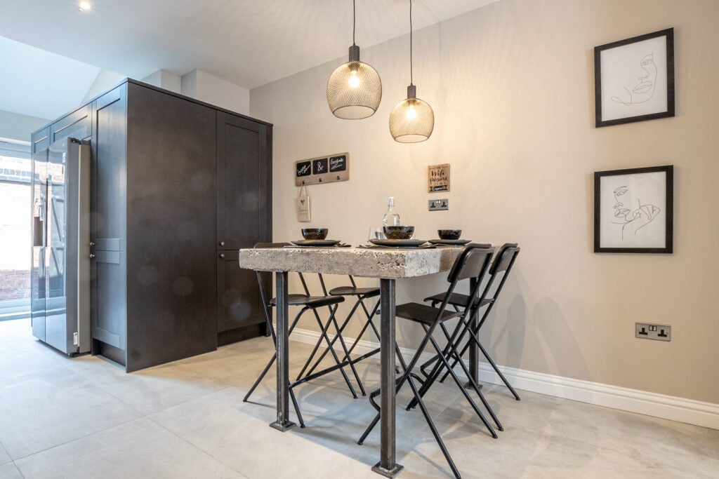 Room Cranborne Road in Liverpool