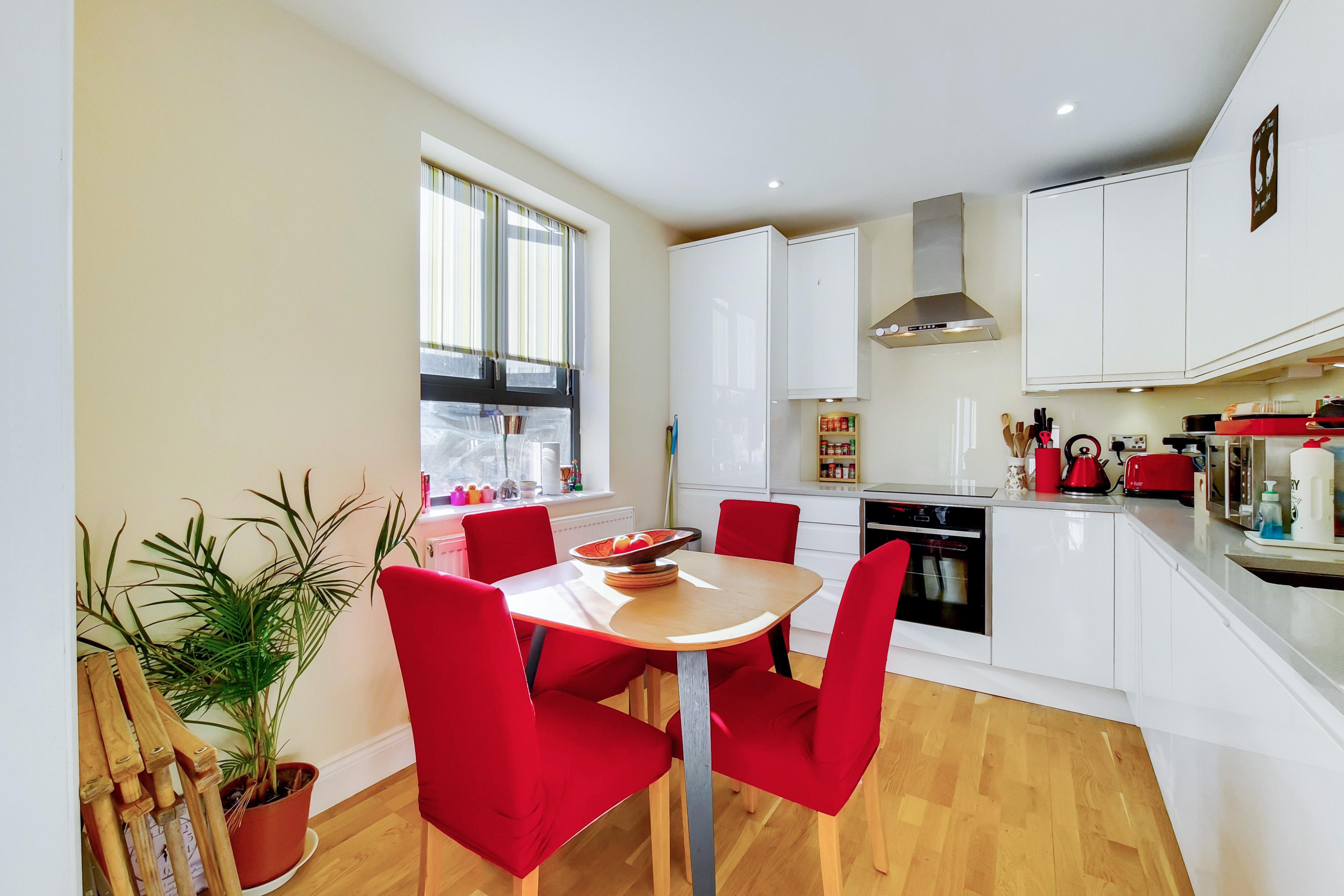 Flat Lind Road in Greater London