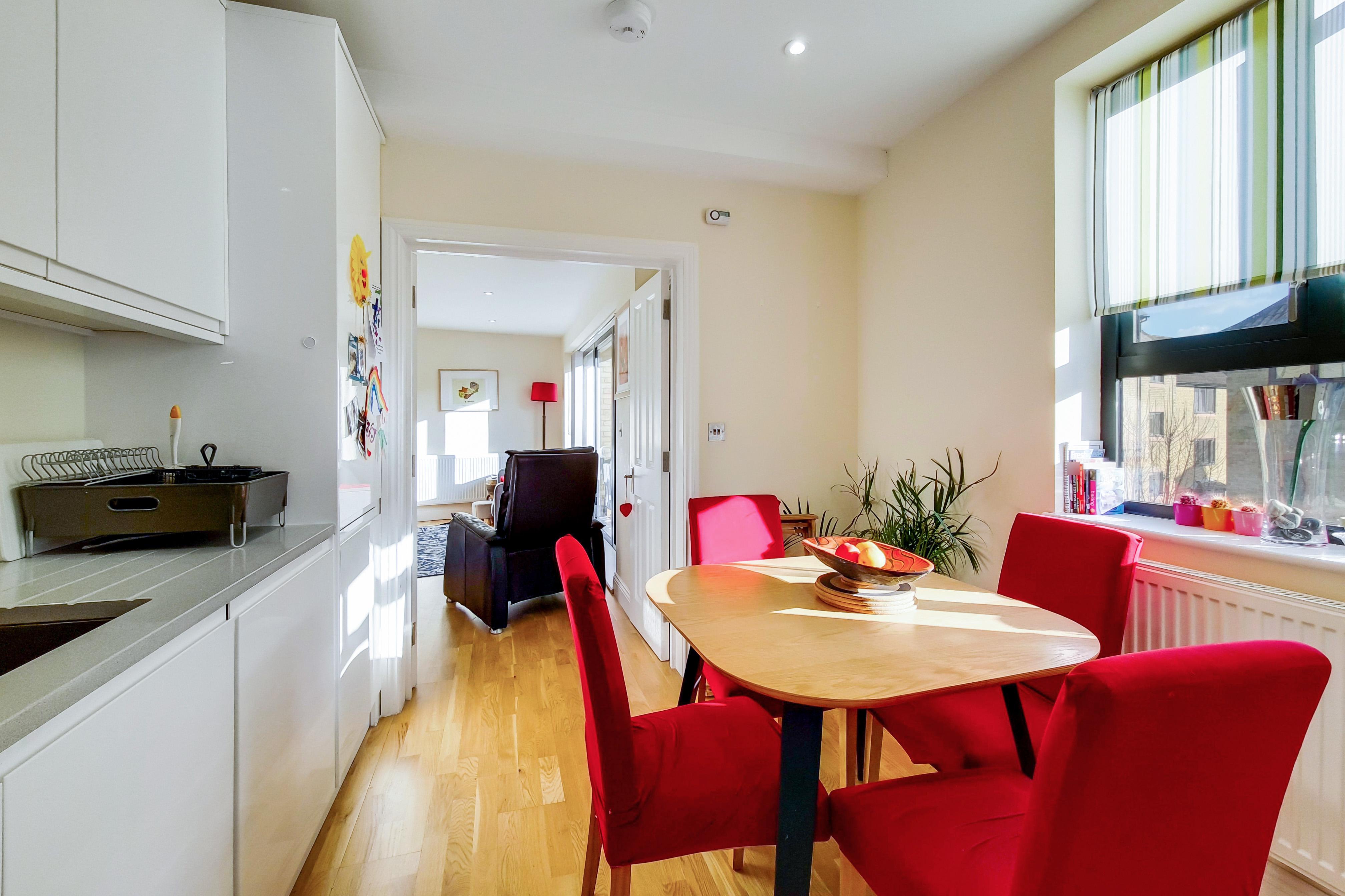 Flat Lind Road in Greater London