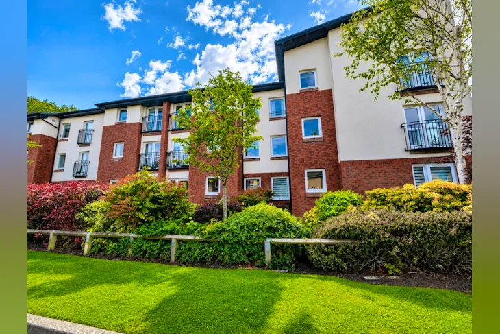 Flat Kirkton Place in Forfar