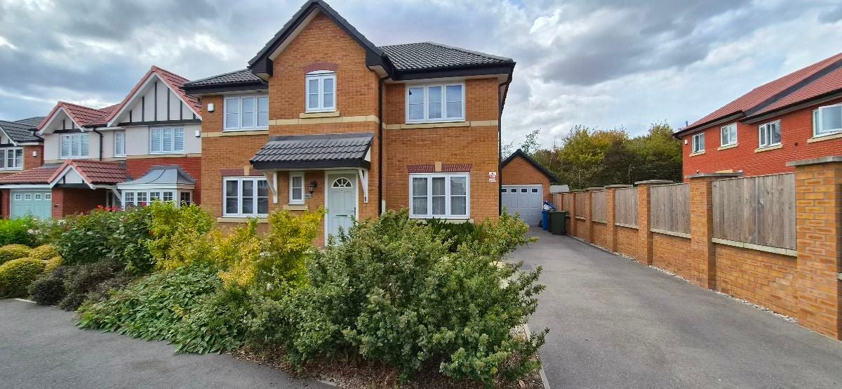 House Moorgreen Way in Doncaster