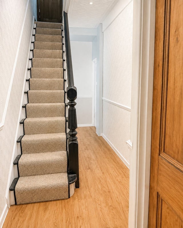 Room Soberton Avenue in Cardiff