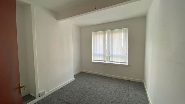 Flat Wylie Crescent in Cumnock