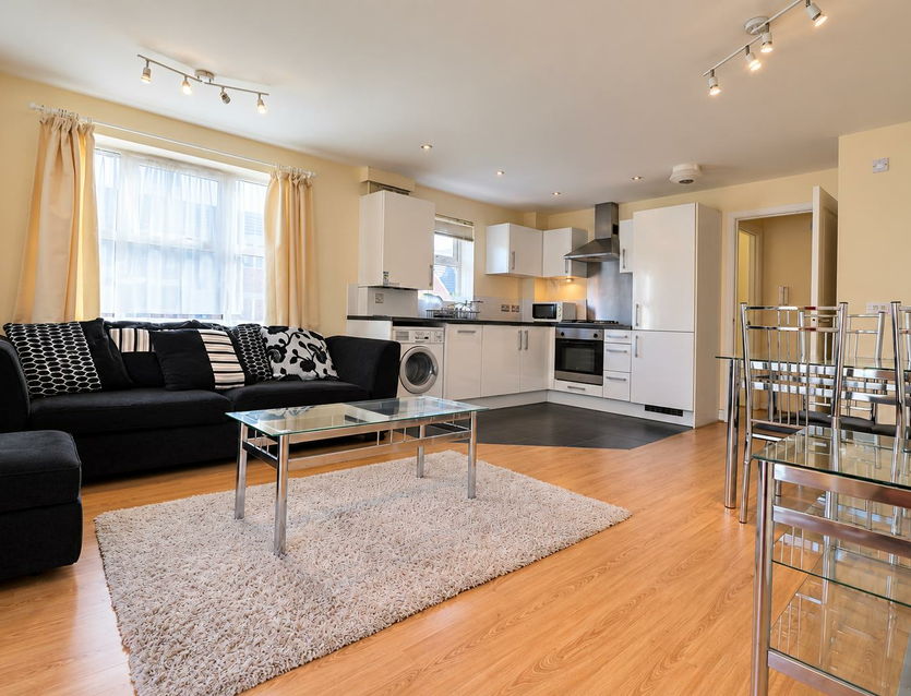 Flat Hardy Mews in Greater London