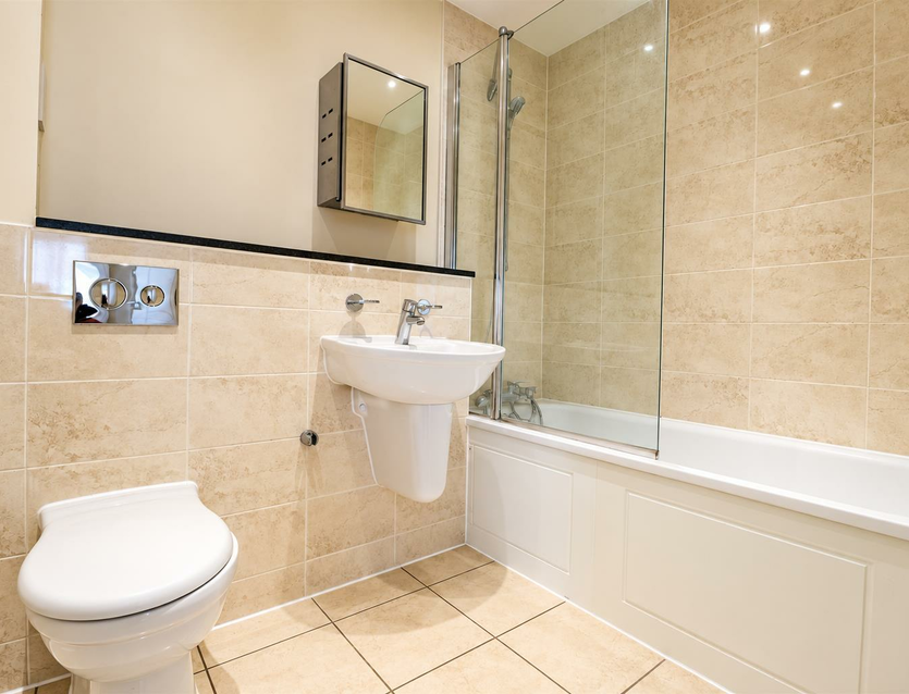 Flat Hardy Mews in Greater London