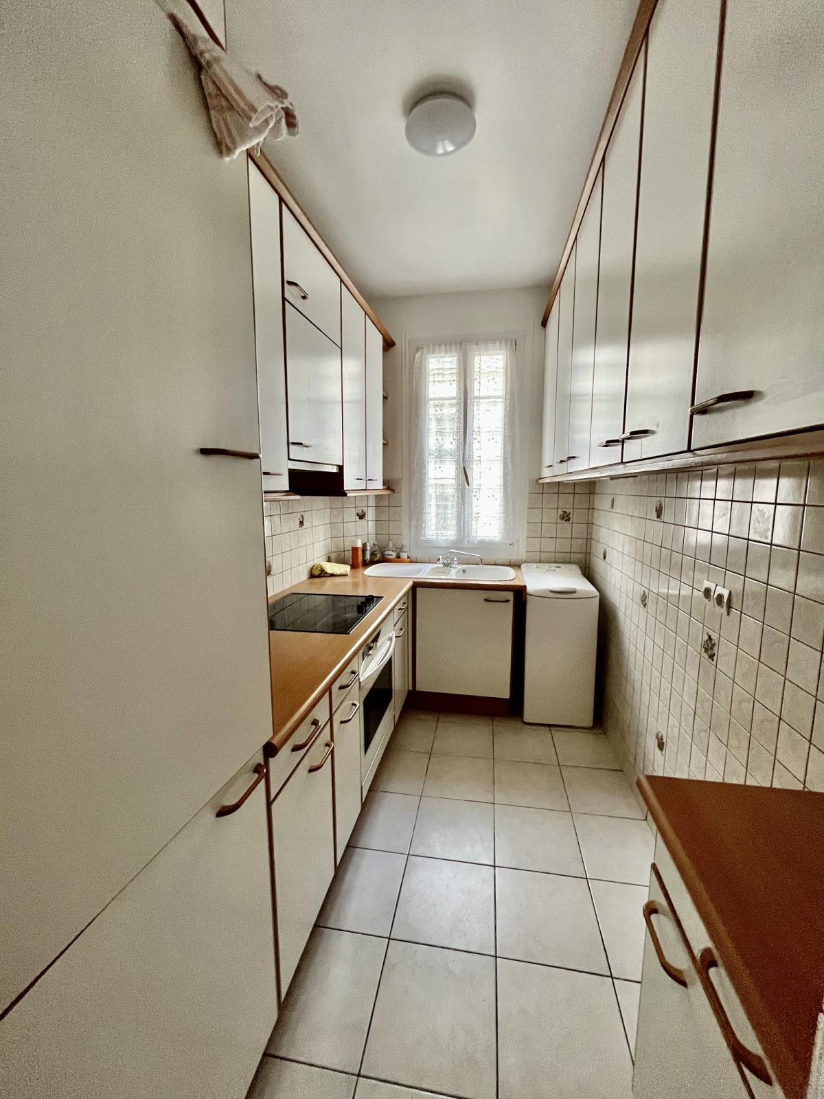 Flat Rue de l'Église in Paris