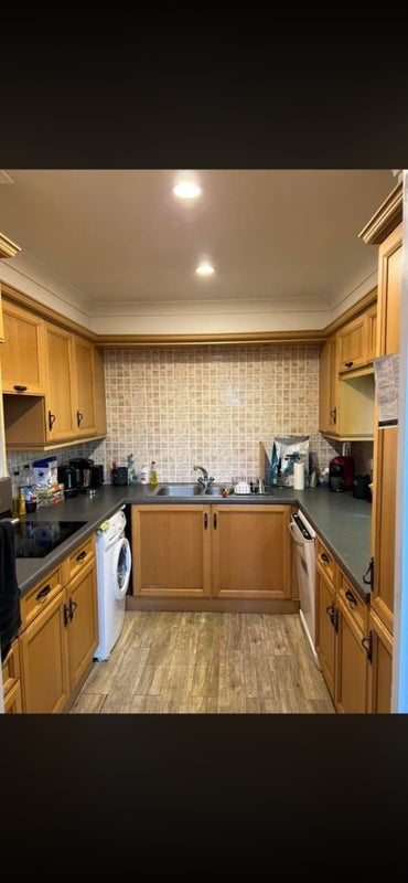 Flat Kennington Lane in Greater London