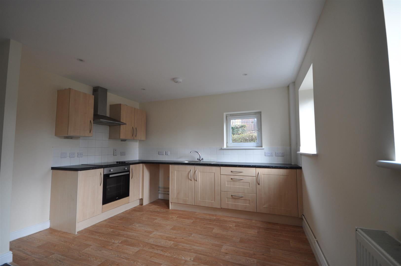 Flat Conway Close in Nottingham