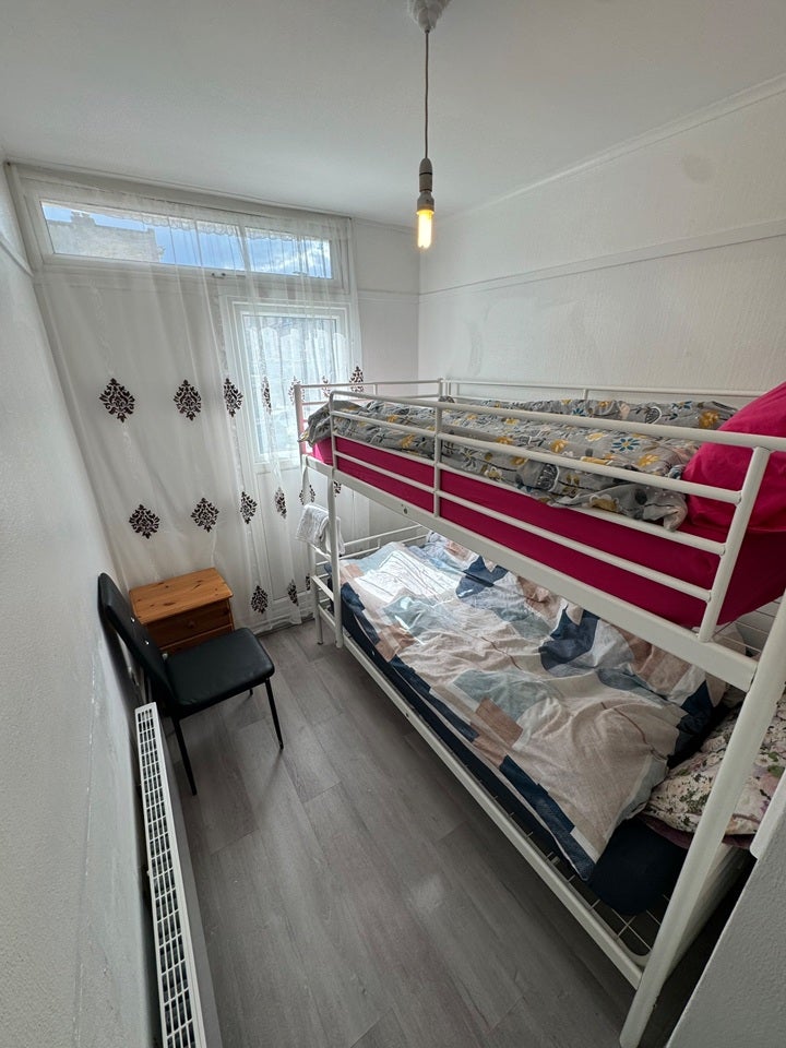 House Birch Close in Greater London