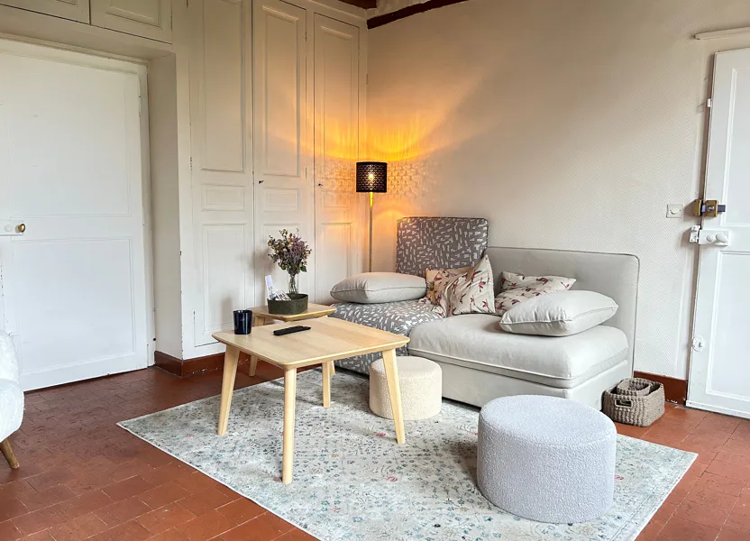 Appartement Rue de Veillas à Neung-sur-Beuvron