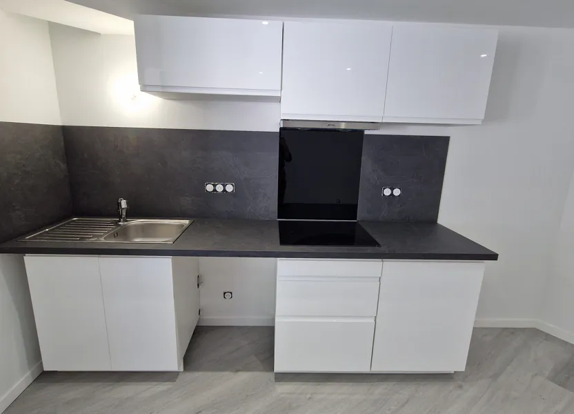 Room Rue Voltaire in Fontenay-Trésigny