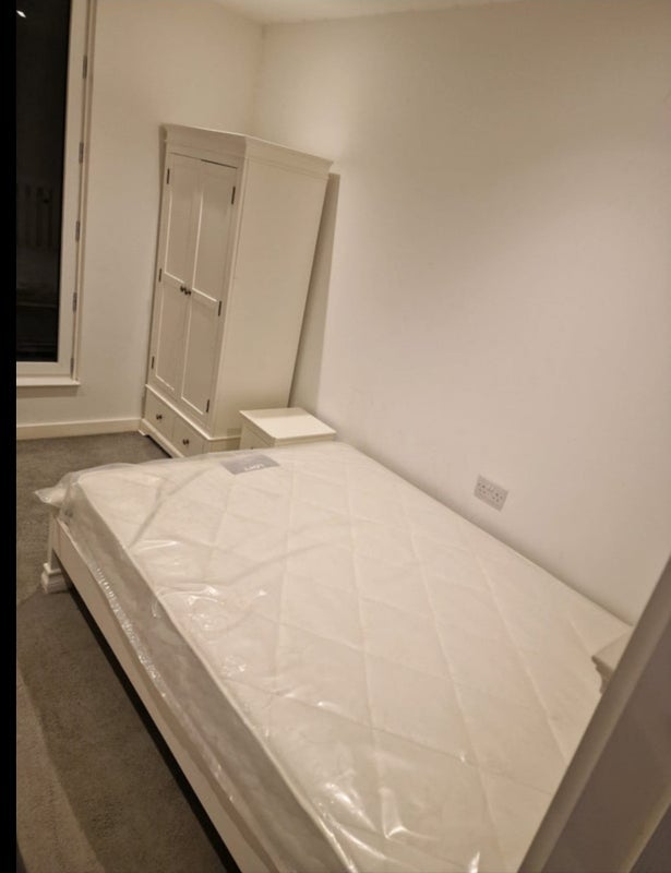 Room Wharf End in Trafford