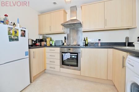 Flat Alexander Square in Eastleigh